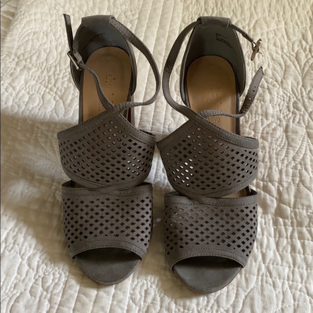 Grey heels